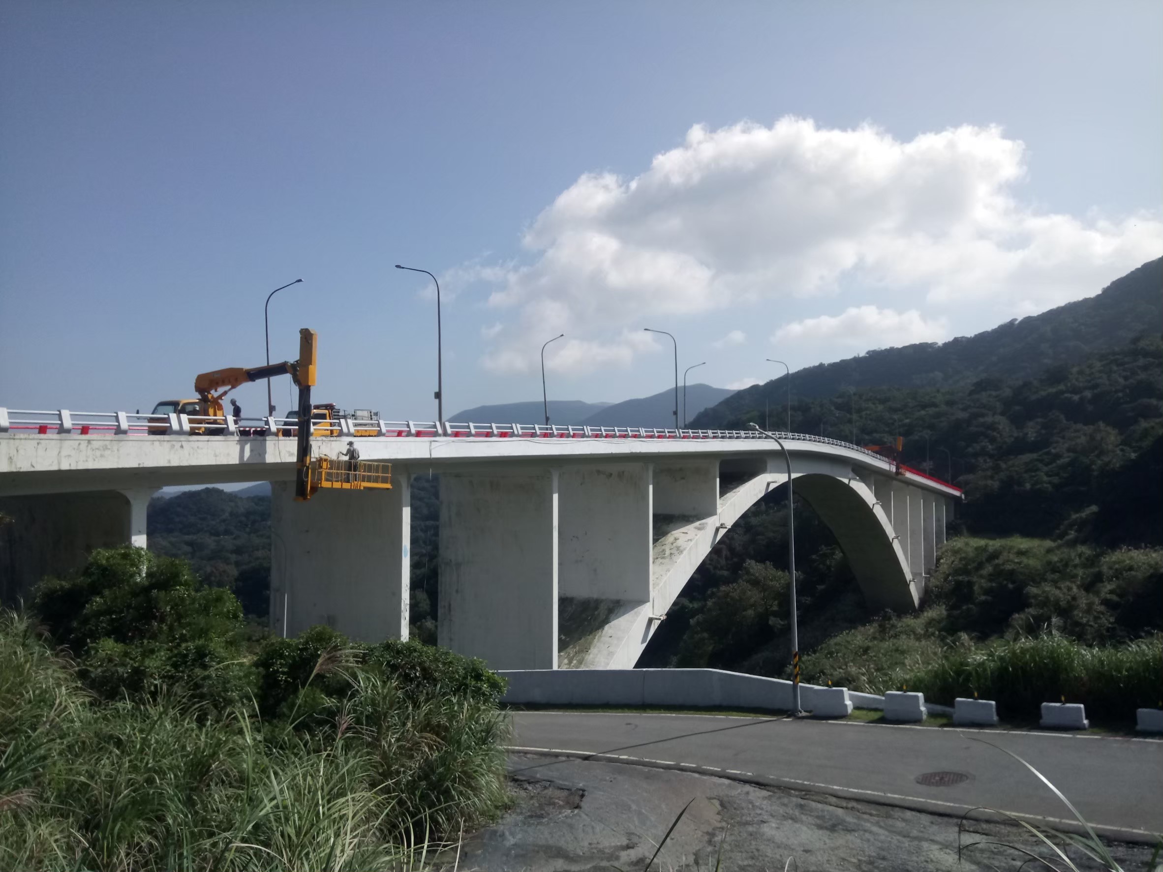 小型橋檢車 BT110 橋梁檢修作業現場